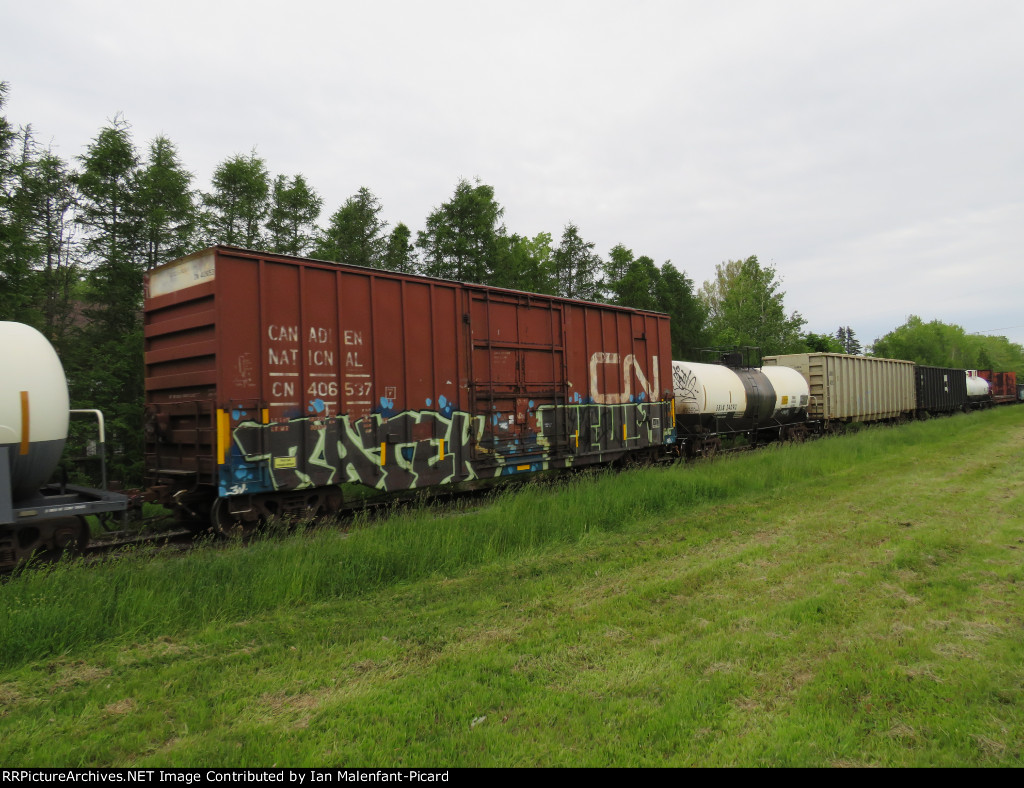 CN 406537